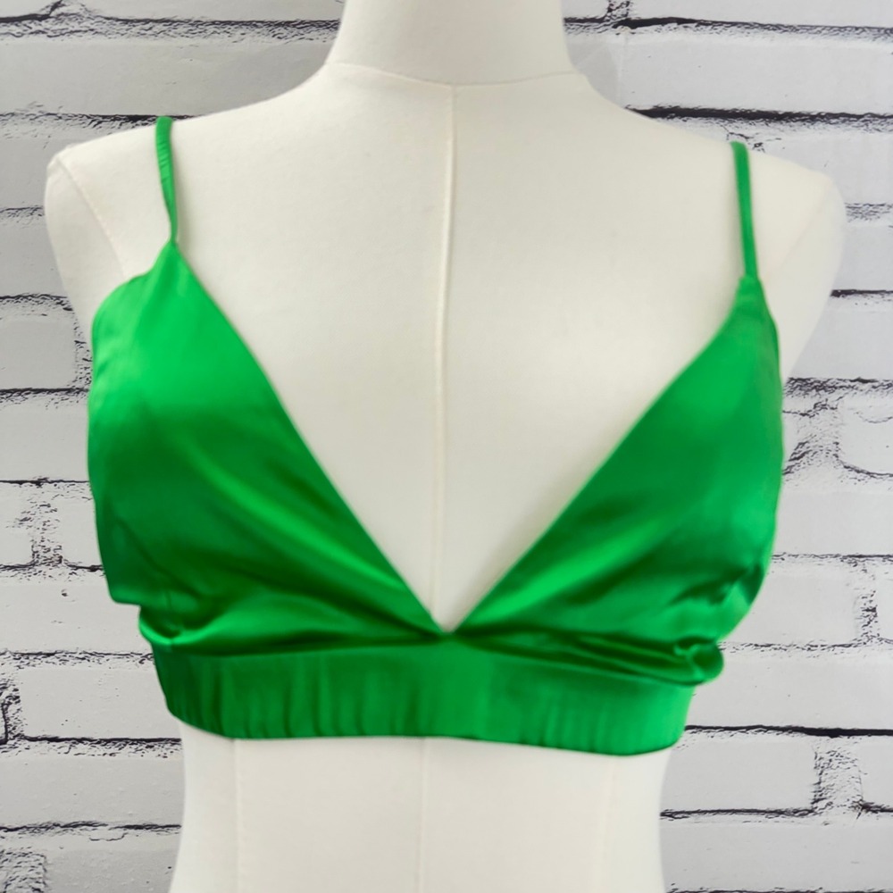 SER.O.YA Kelly Green Silk‎ Bralette Top V-Neck Adjustable Straps Size Small